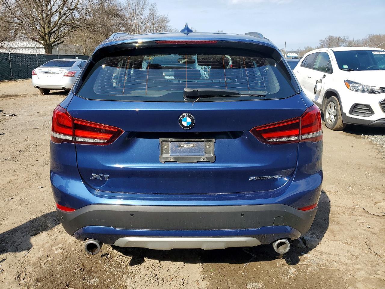 2021 BMW X1 xDrive28I - zdjęcie 6