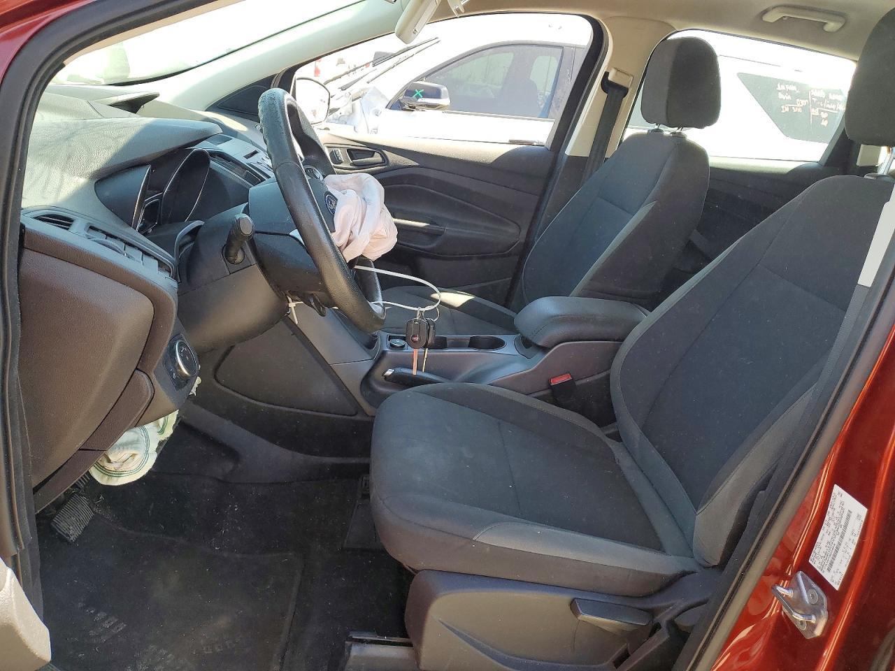 2016 Ford Escape S - zdjęcie 7