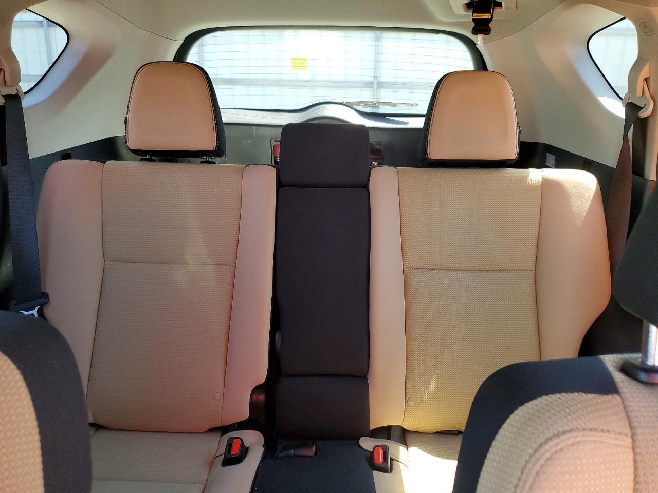 2017 Toyota Rav4 Xle - zdjęcie 10