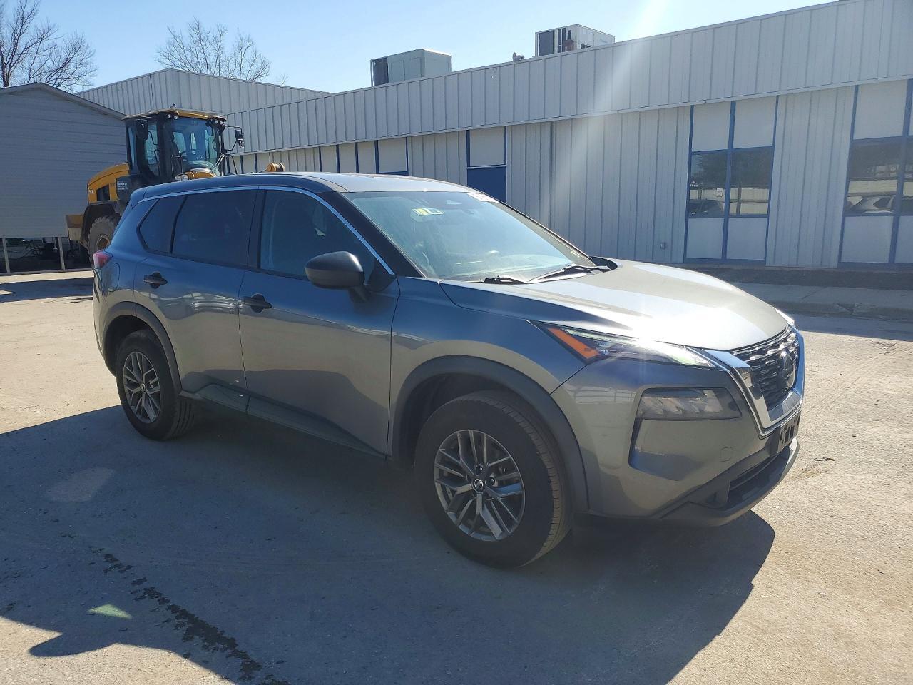 2021 Nissan Rogue S - zdjęcie 4