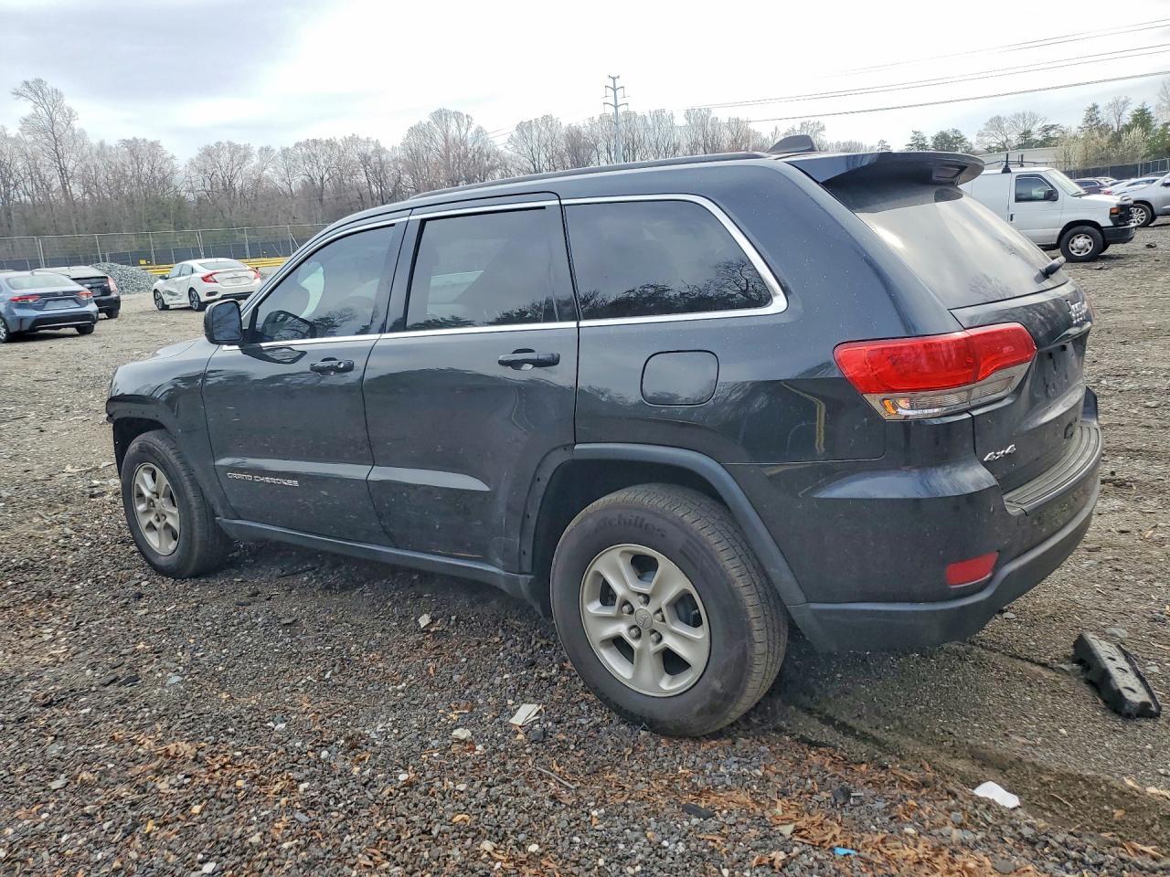 2014 Jeep Grand Cherokee Laredo - zdjęcie 2