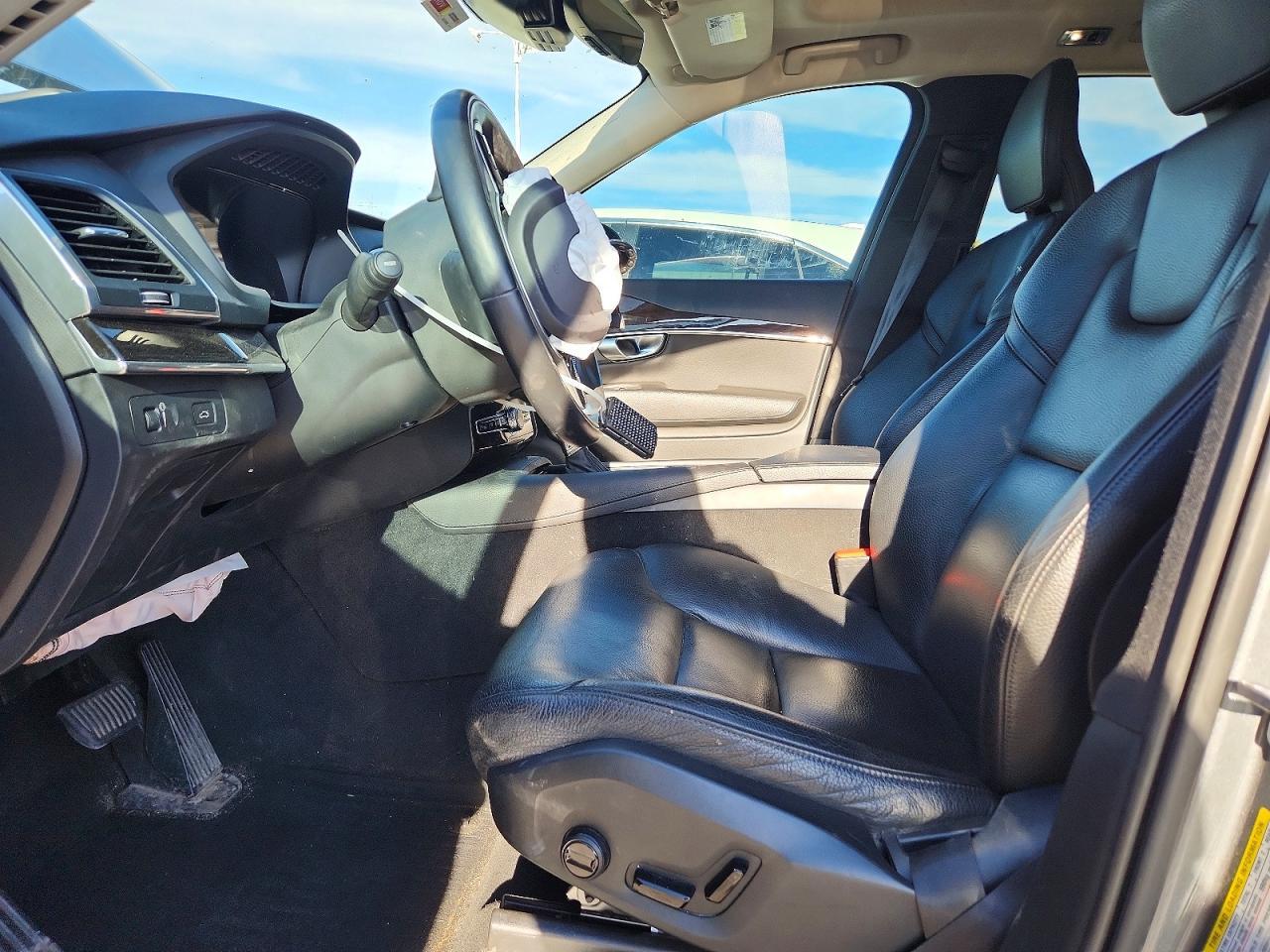 2019 Volvo Xc90 T6 Momentum - zdjęcie 7