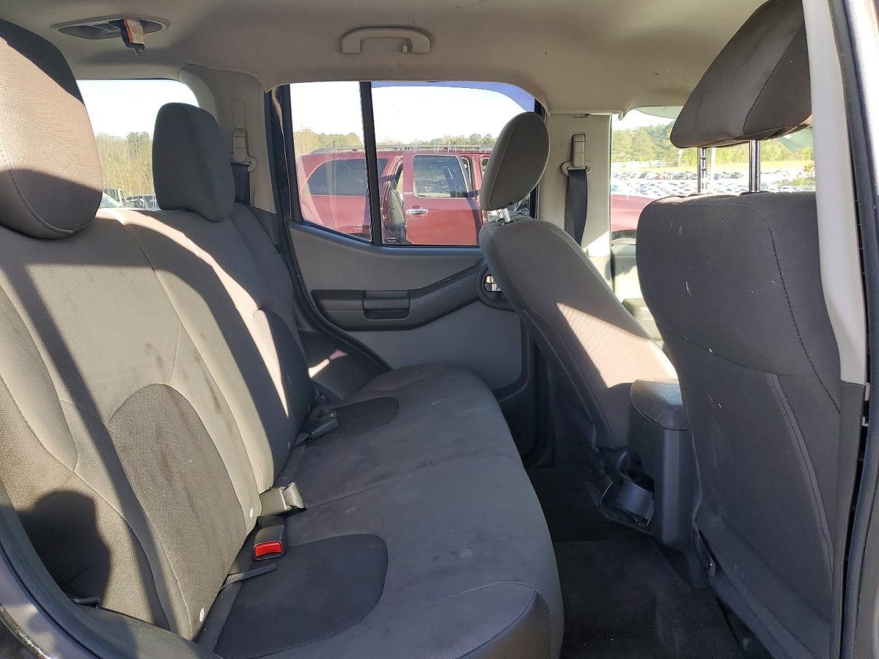 2015 Nissan Xterra X - zdjęcie 11