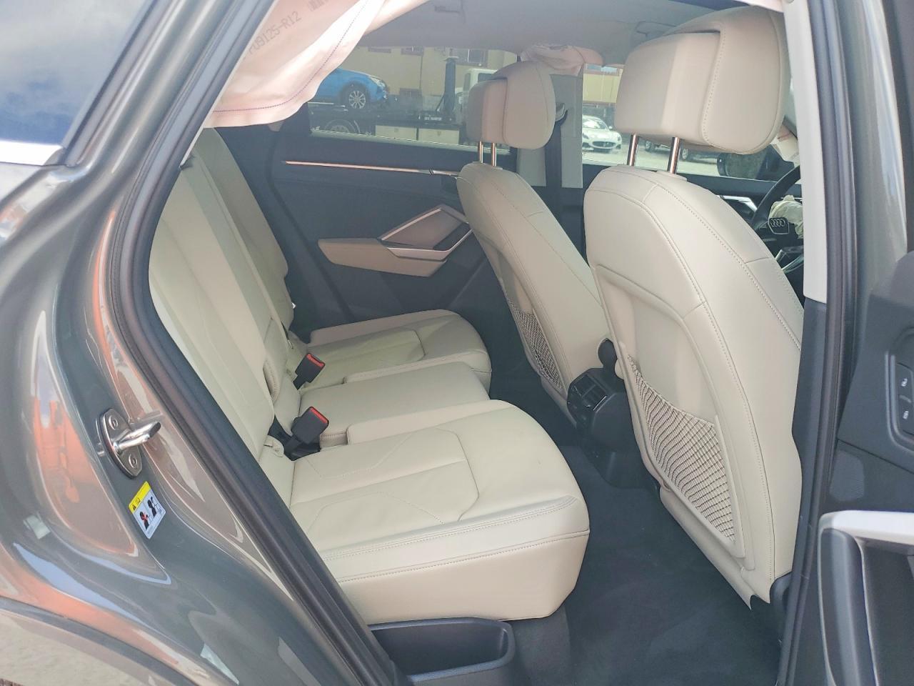 2025 Audi Q3 Premium S Line 45 - zdjęcie 10