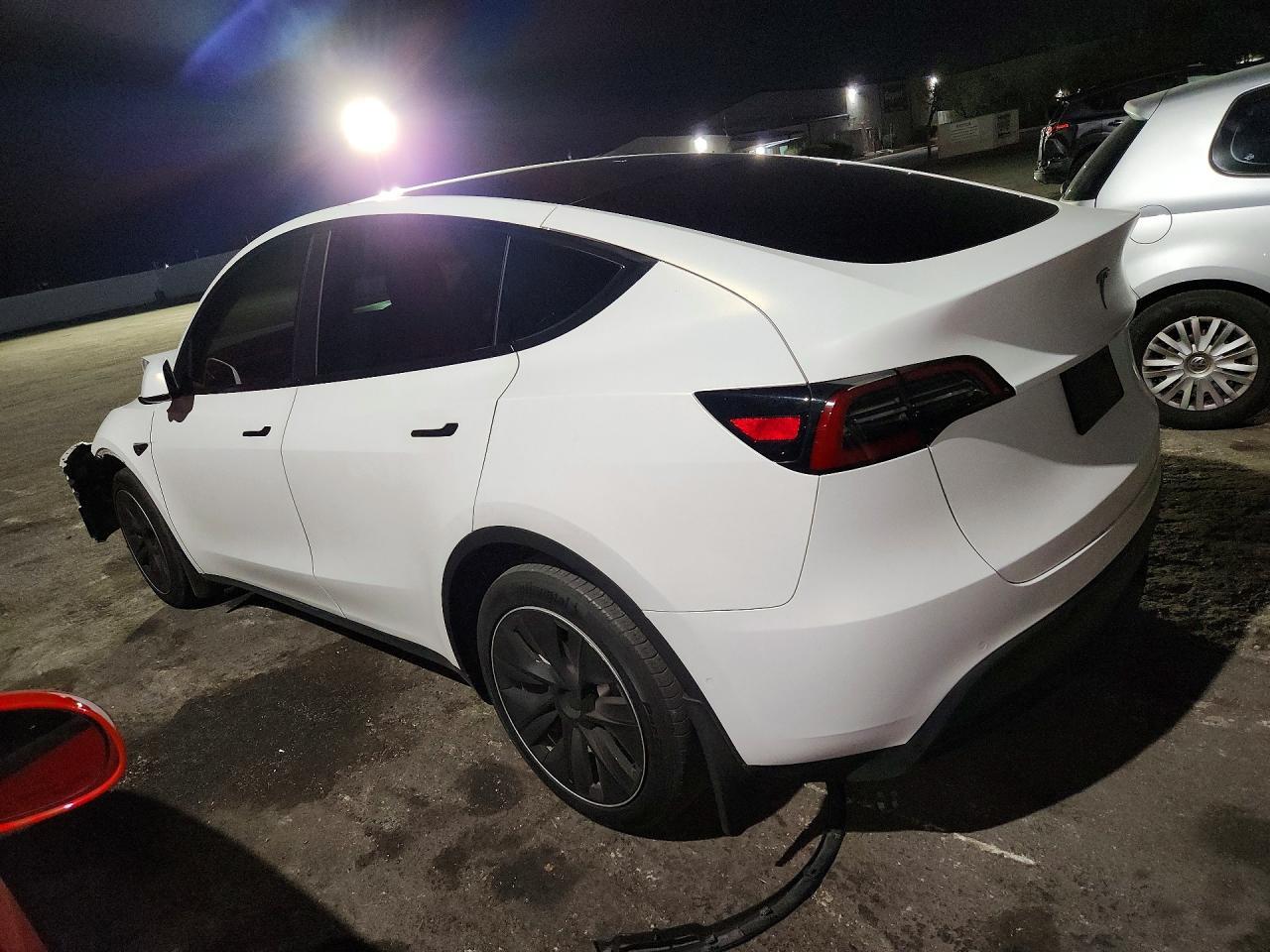 2022 Tesla Model Y - zdjęcie 2