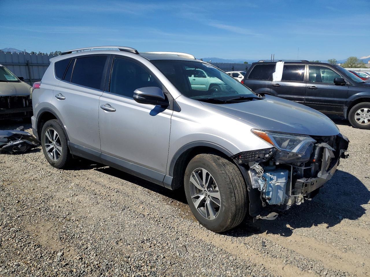 2016 Toyota Rav4 Xle - zdjęcie 4