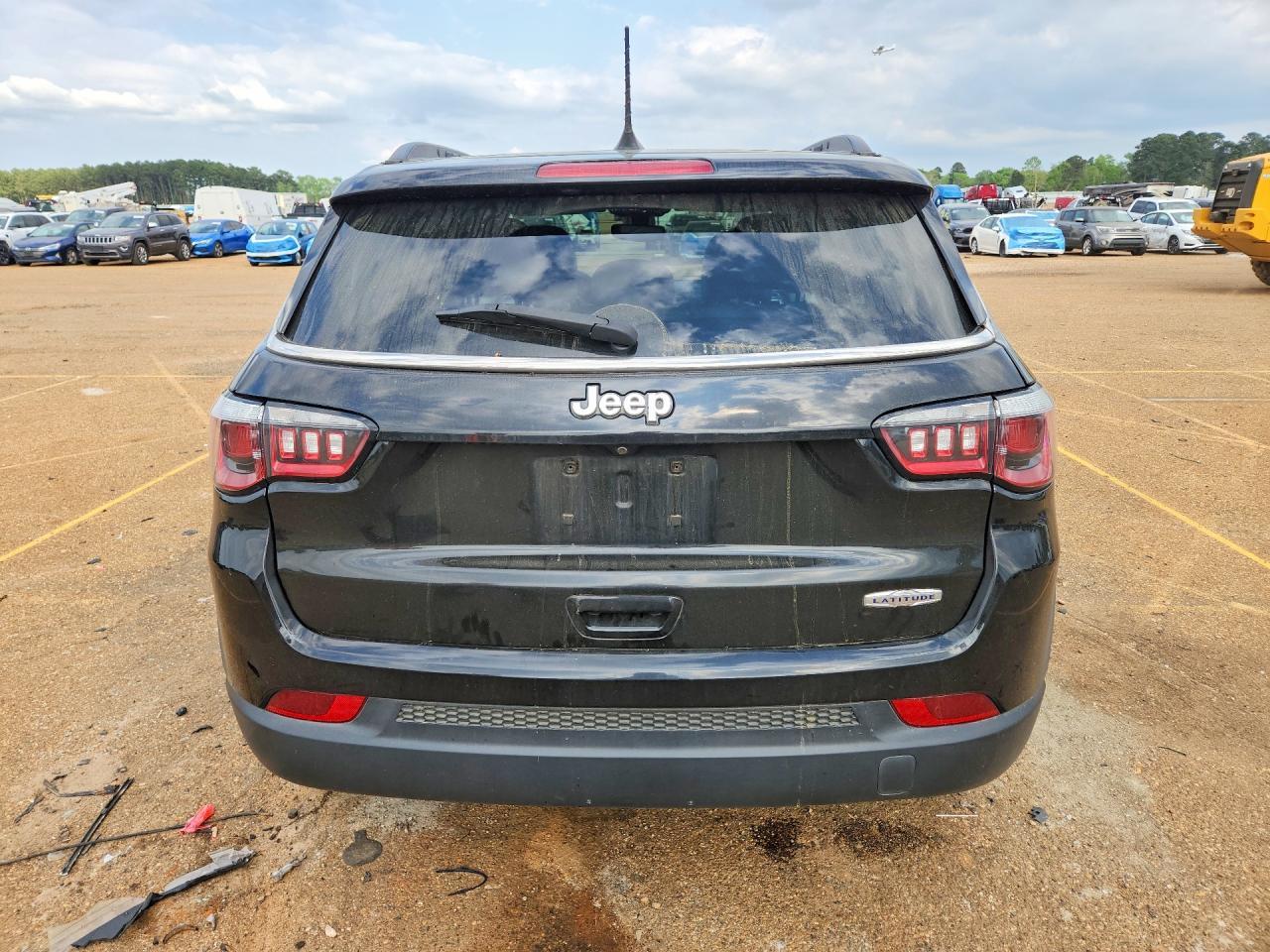 2019 Jeep Compass Latitude - zdjęcie 6
