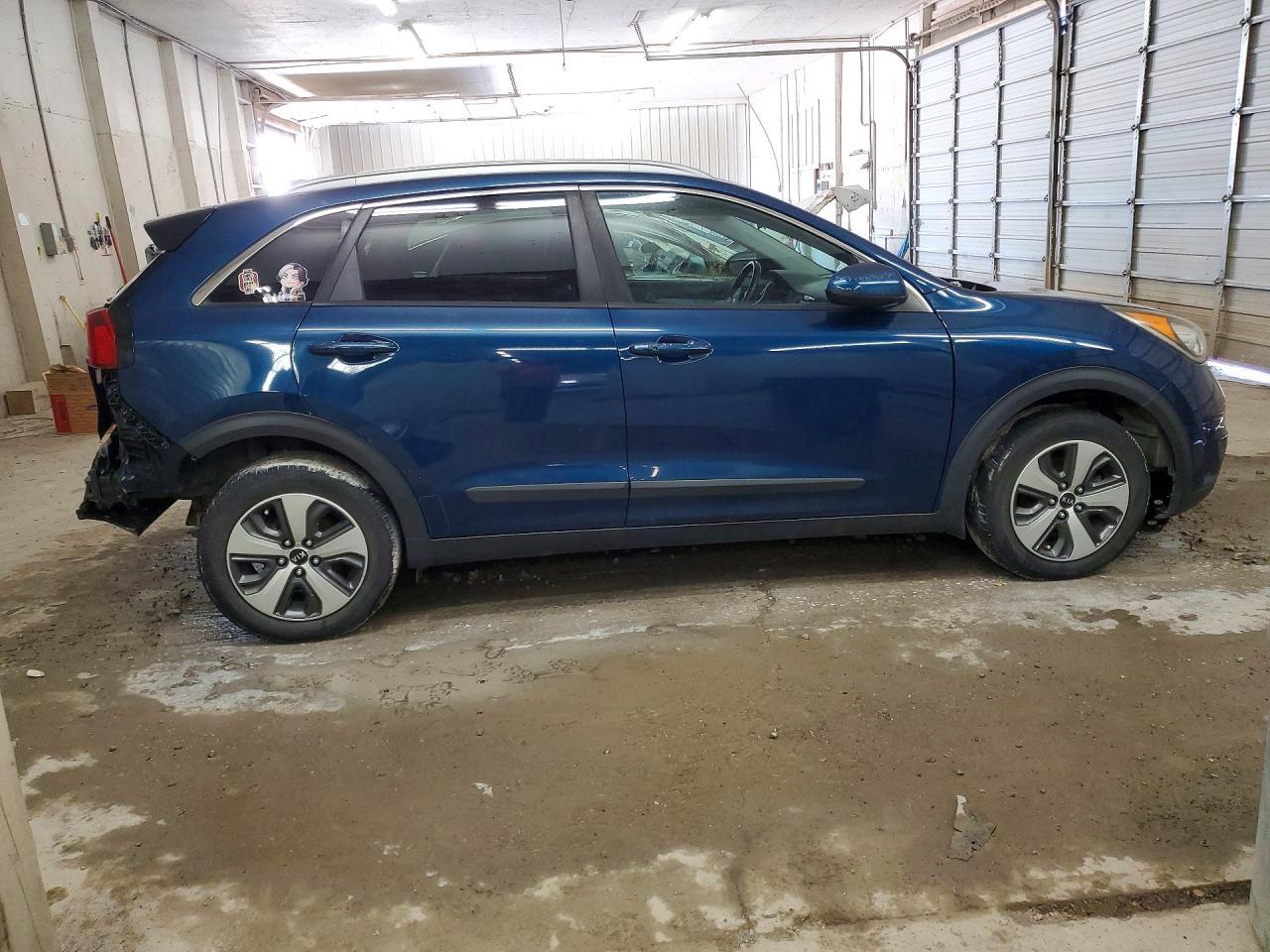 2017 Kia Niro Lx - zdjęcie 3