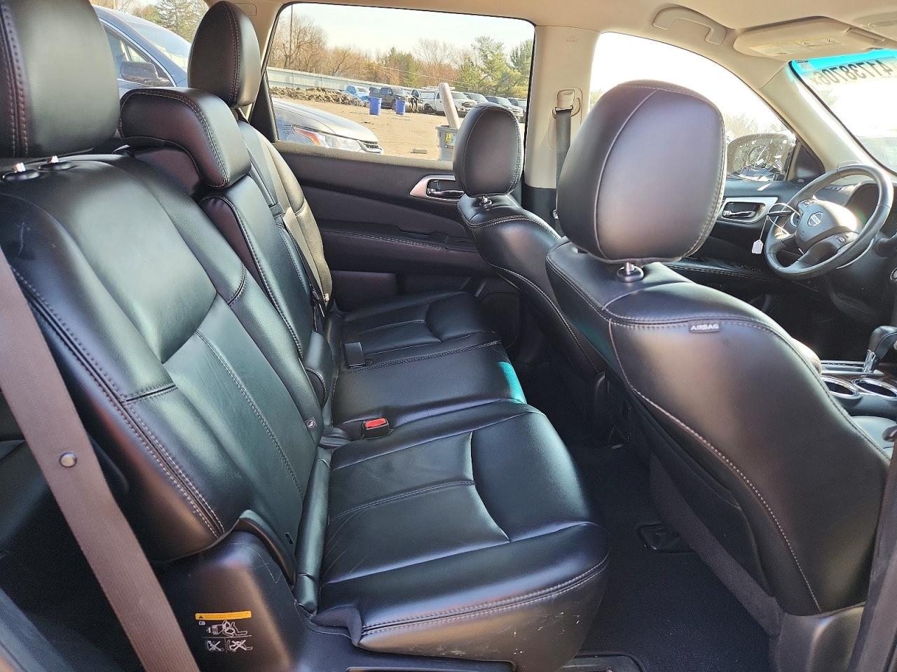 2015 Nissan Pathfinder Sl - zdjęcie 11