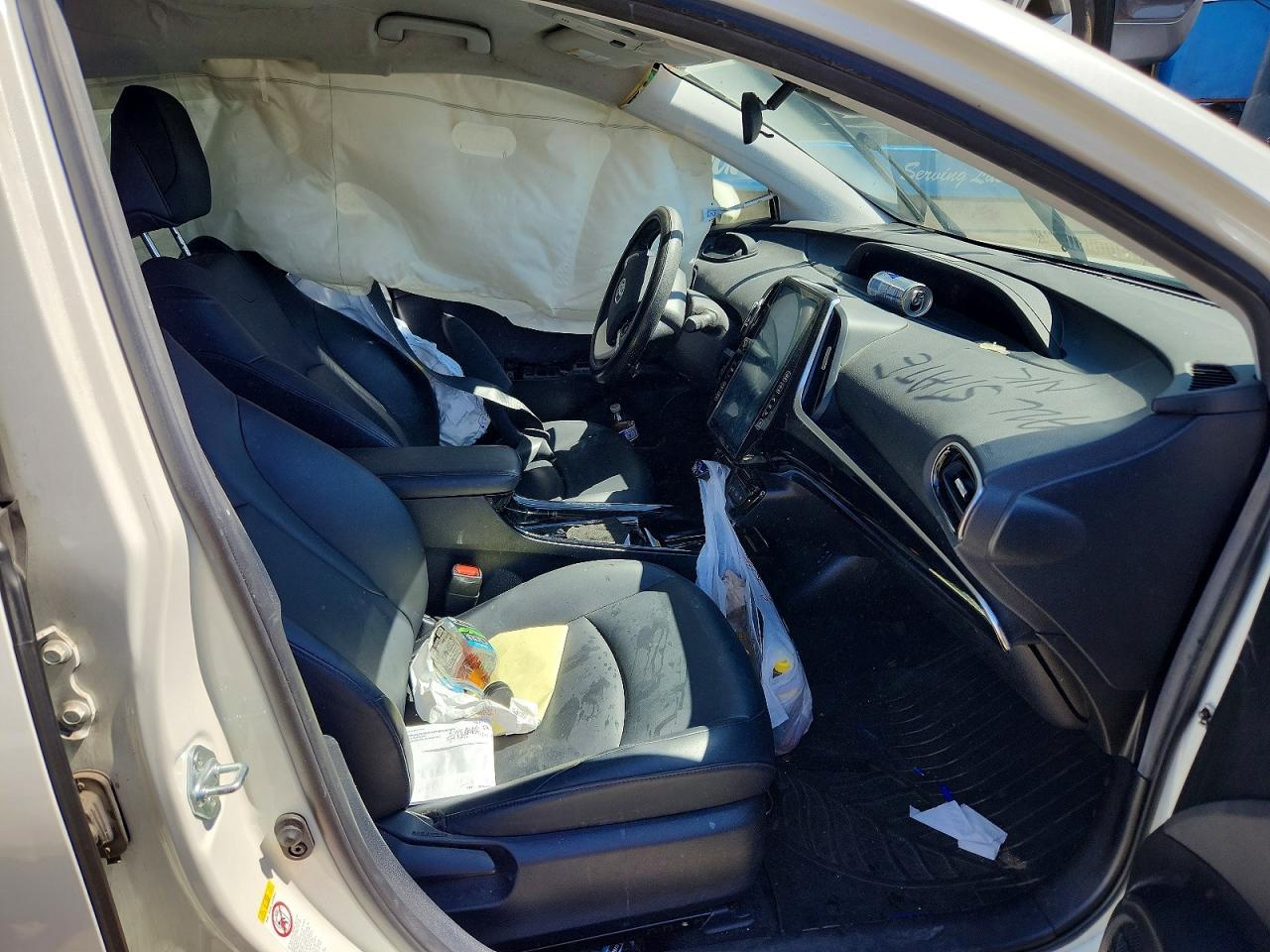 2018 Toyota Prius Prime (Phev) Plus - zdjęcie 7
