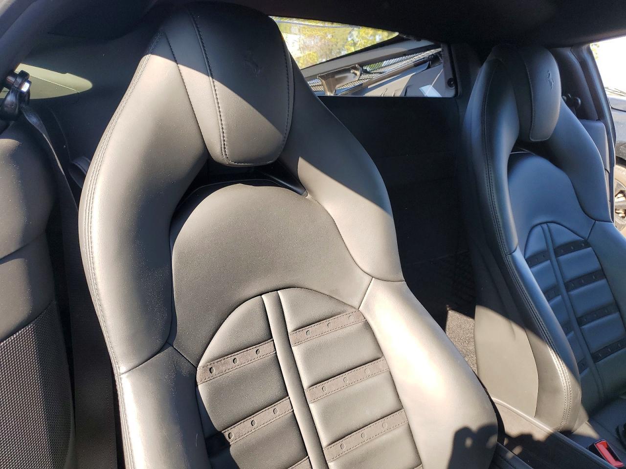 2022 Ferrari F8 Tributo - zdjęcie 10