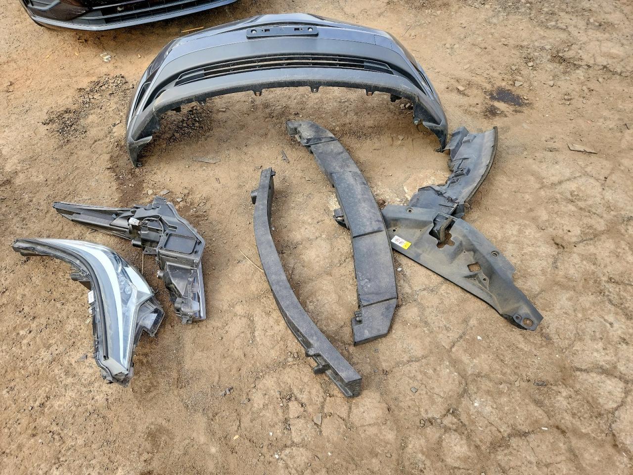 2019 Toyota C-Hr Le - zdjęcie 13