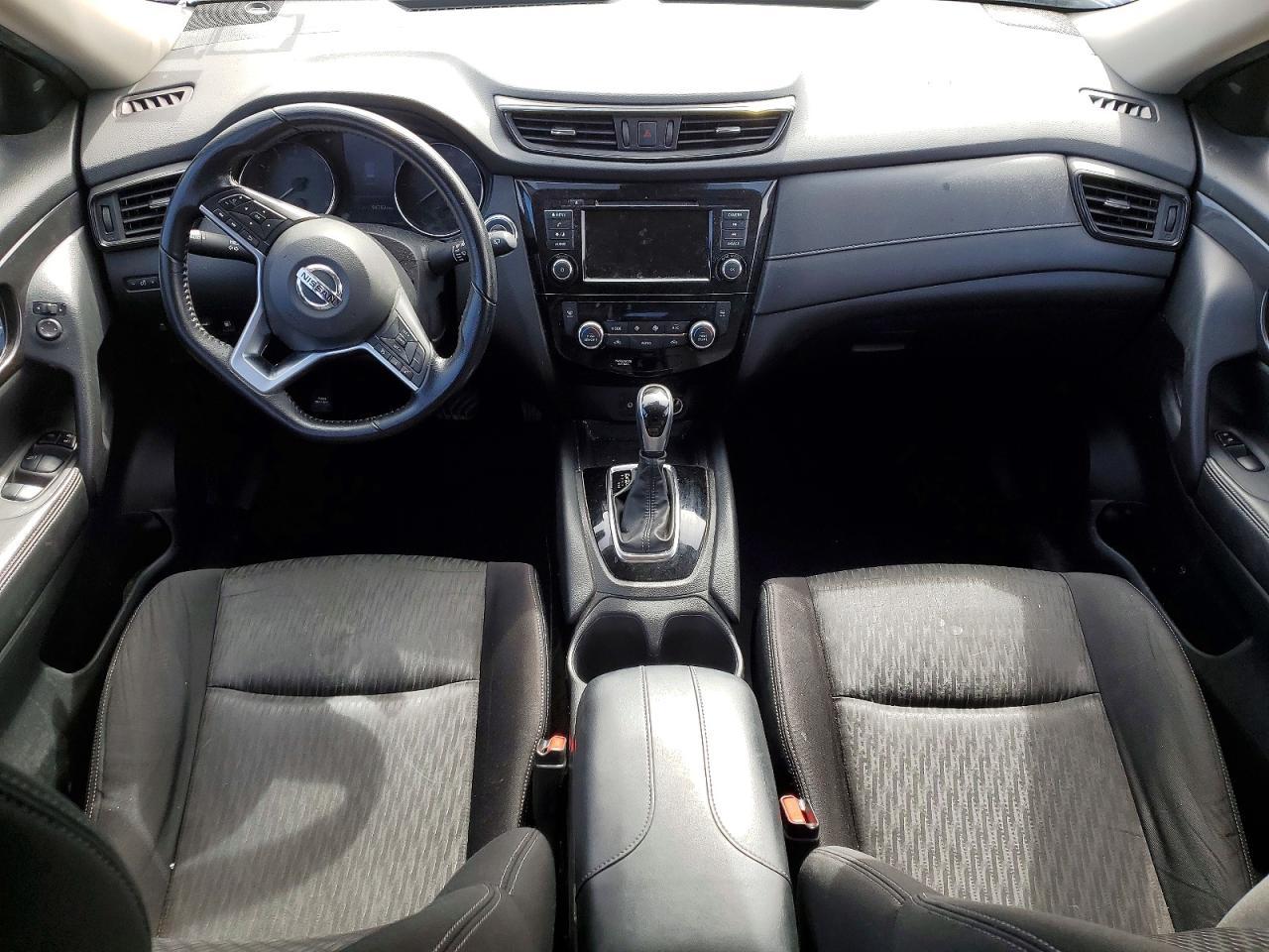 2020 Nissan Rogue Sv - zdjęcie 8