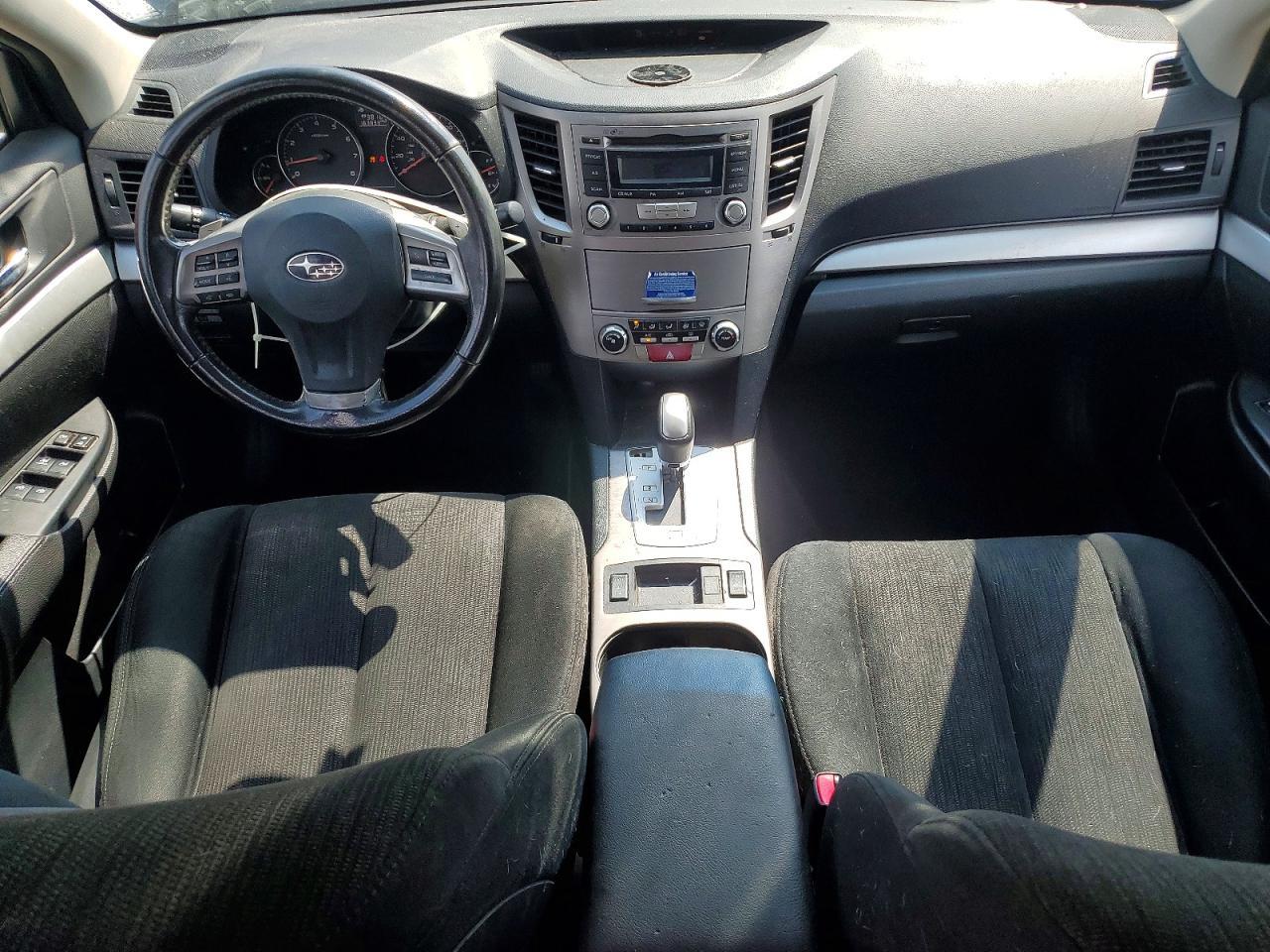 2013 Subaru Outback 2.5I Premium - zdjęcie 8