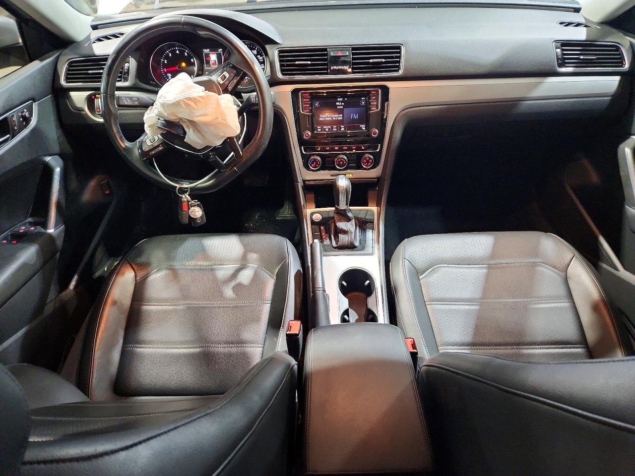 2019 Volkswagen Passat Wolfsburg - zdjęcie 8