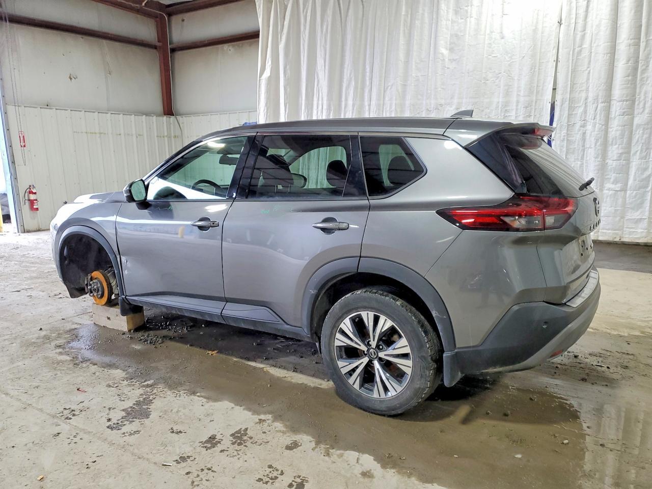 2021 Nissan Rogue Sv - zdjęcie 2