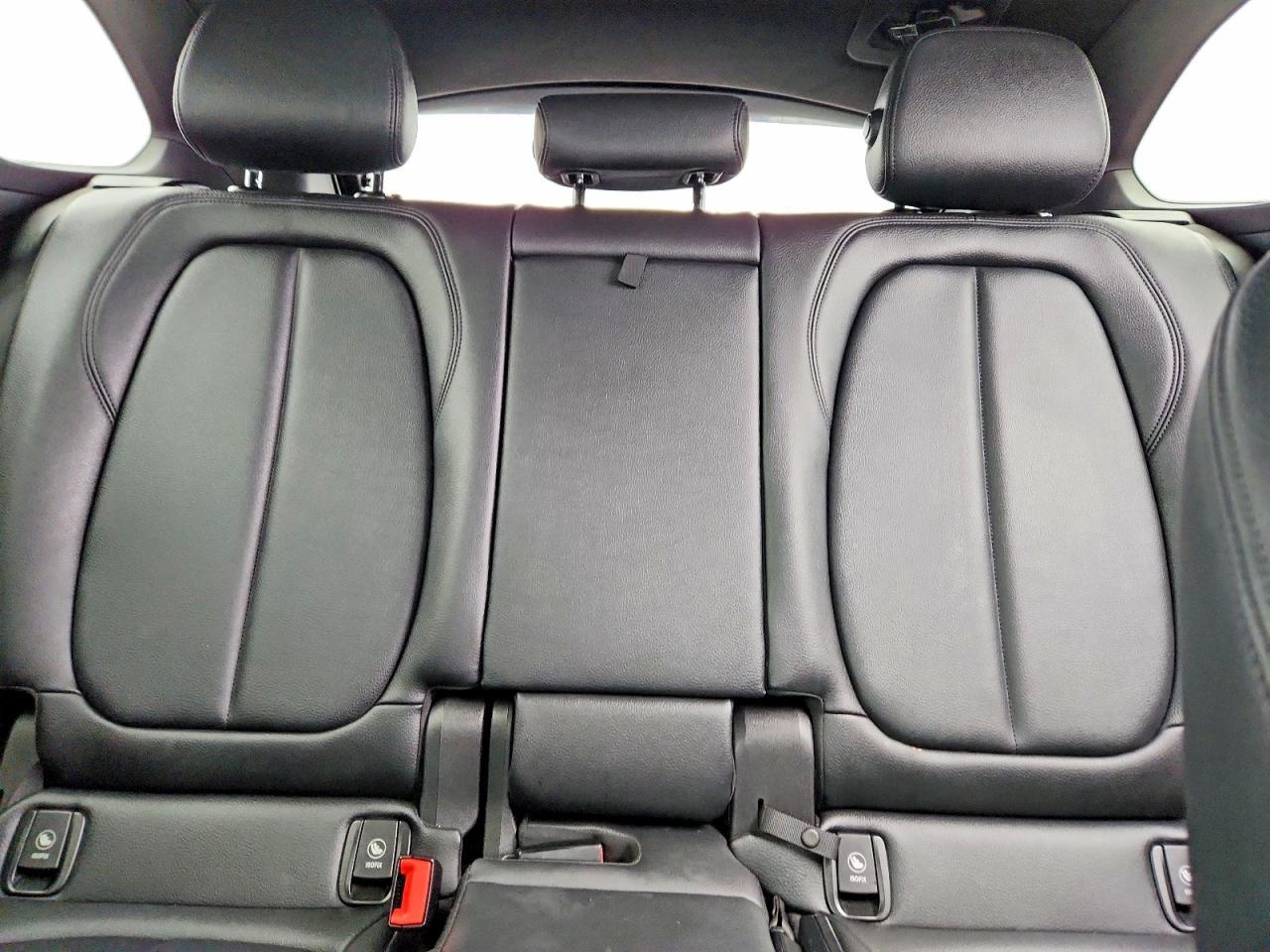 2016 BMW X1 xDrive28I - zdjęcie 10