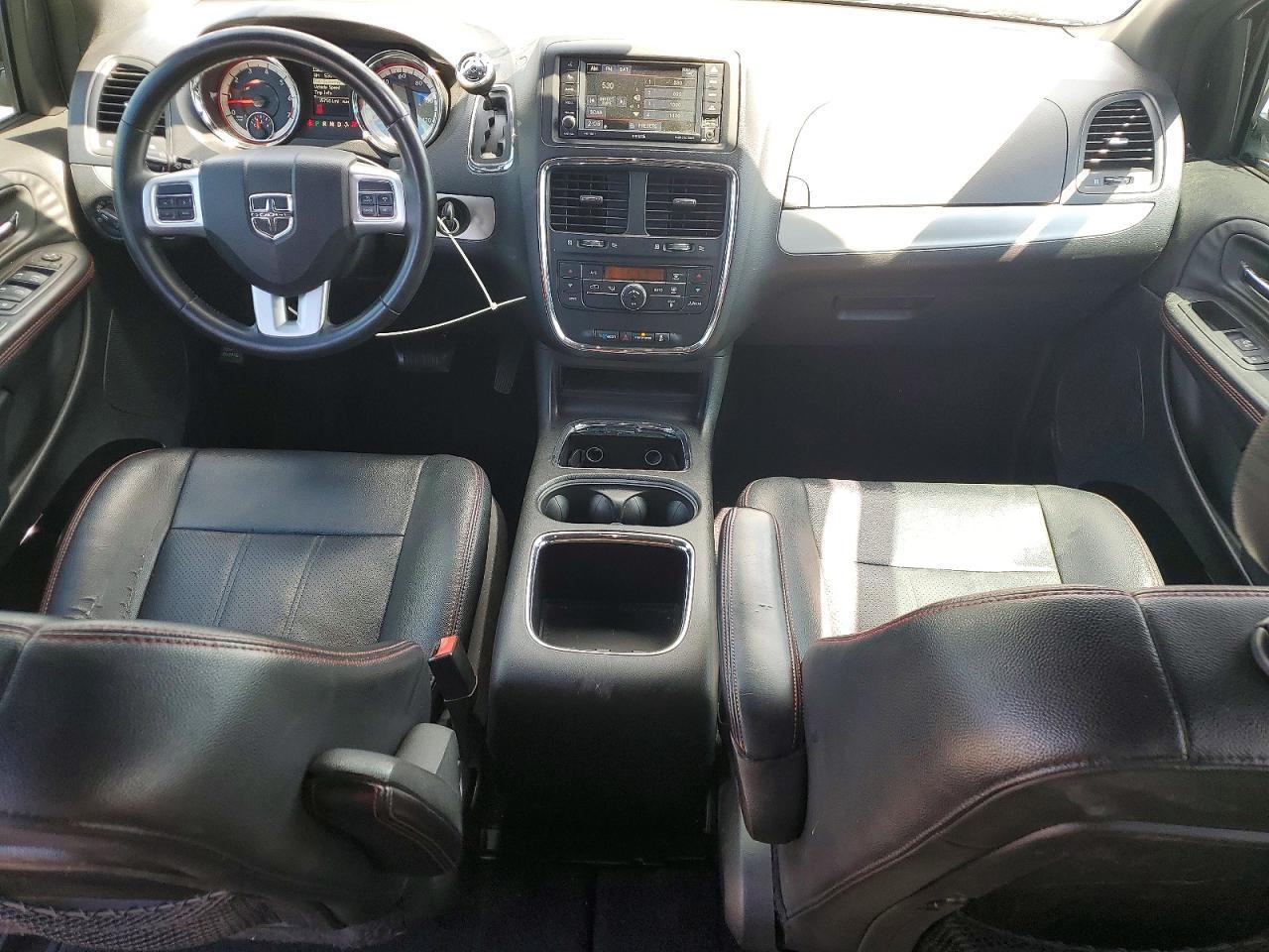 2016 Dodge Grand Caravan R - zdjęcie 8