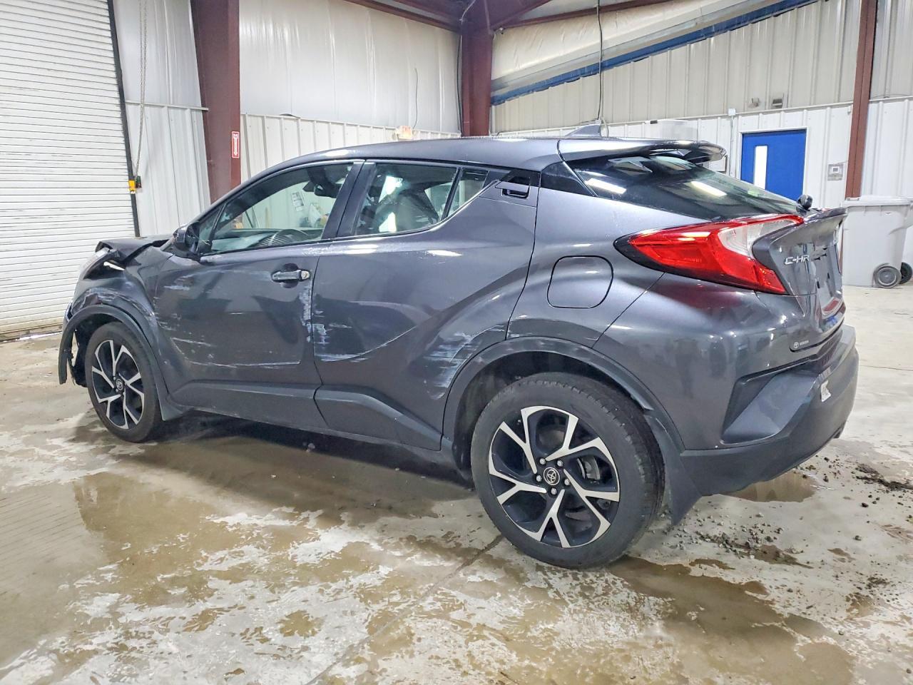 2018 Toyota C-Hr Xle Premium - zdjęcie 2