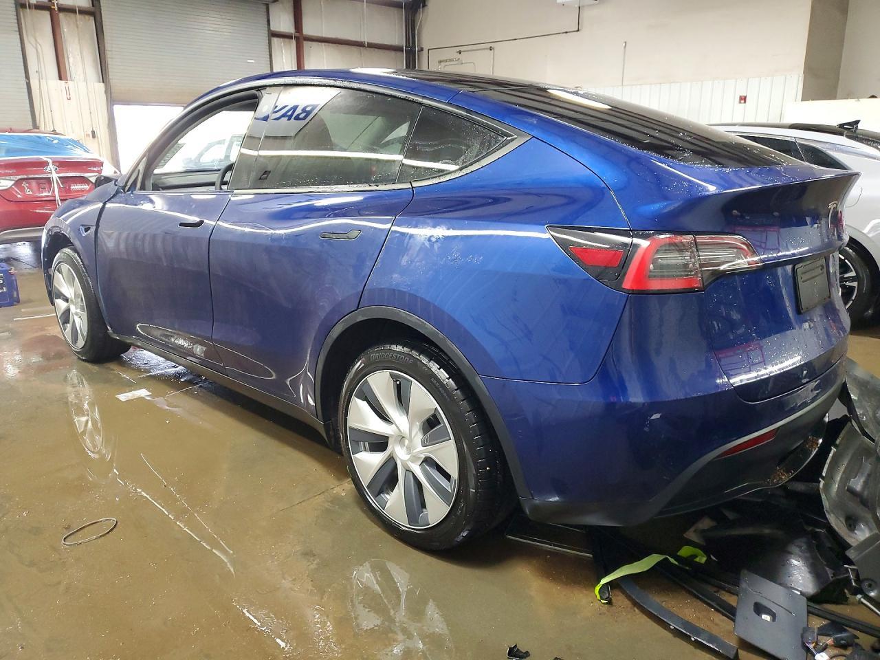 2021 Tesla Model Y - zdjęcie 2