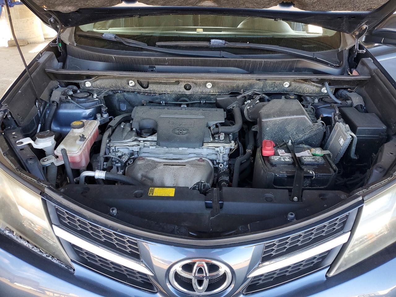 2013 Toyota Rav4 Xle - zdjęcie 11