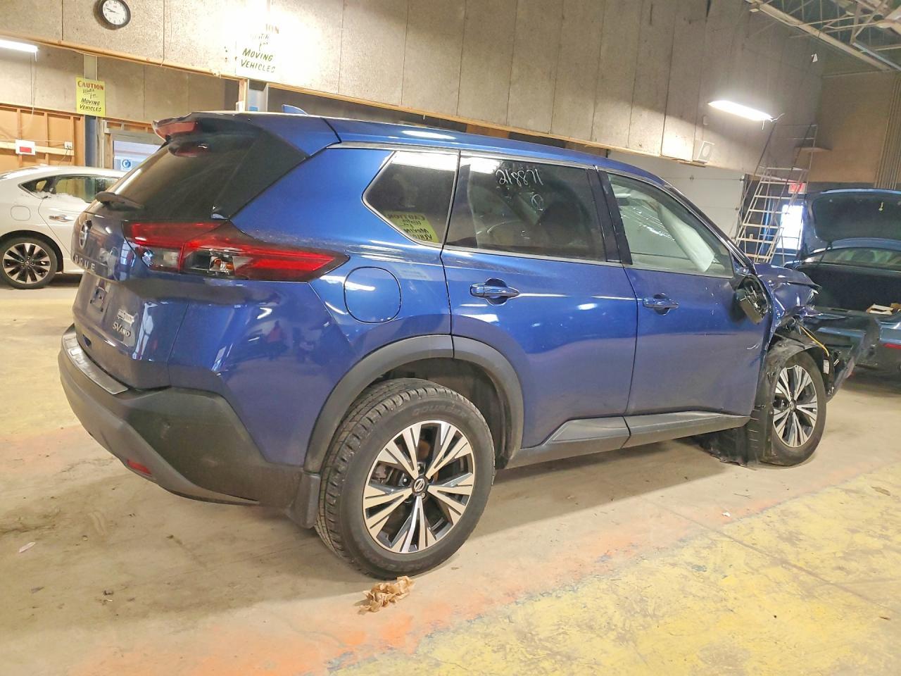 2021 Nissan Rogue Sv - zdjęcie 3