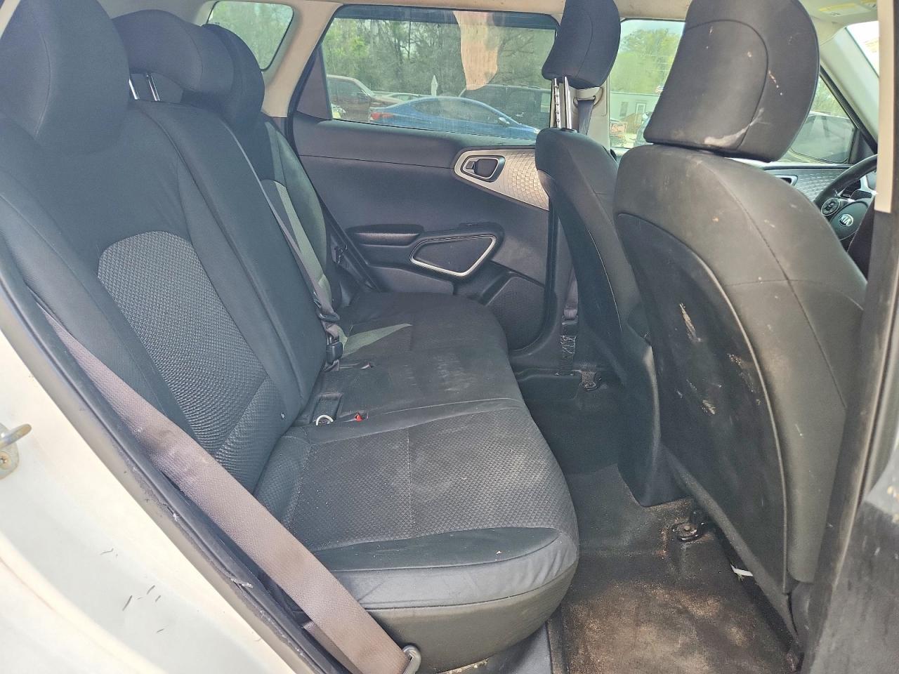 2020 Kia Soul Lx - zdjęcie 11