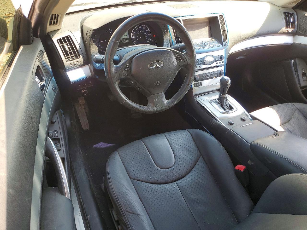 2015 Infiniti Q60 Coupe Journey - zdjęcie 8