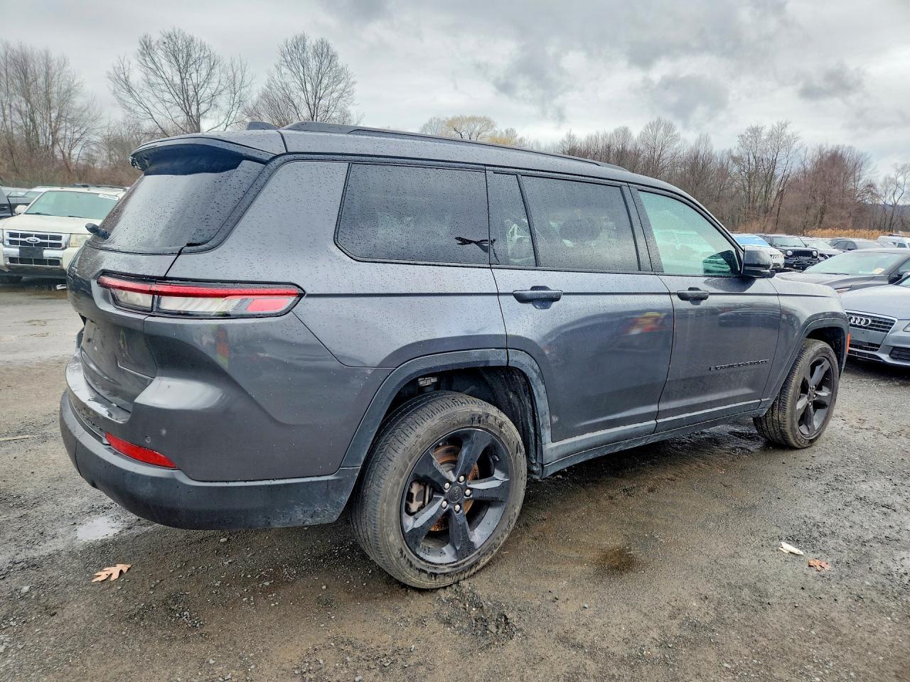 2023 Jeep Grand Cherokee L Laredo - zdjęcie 3