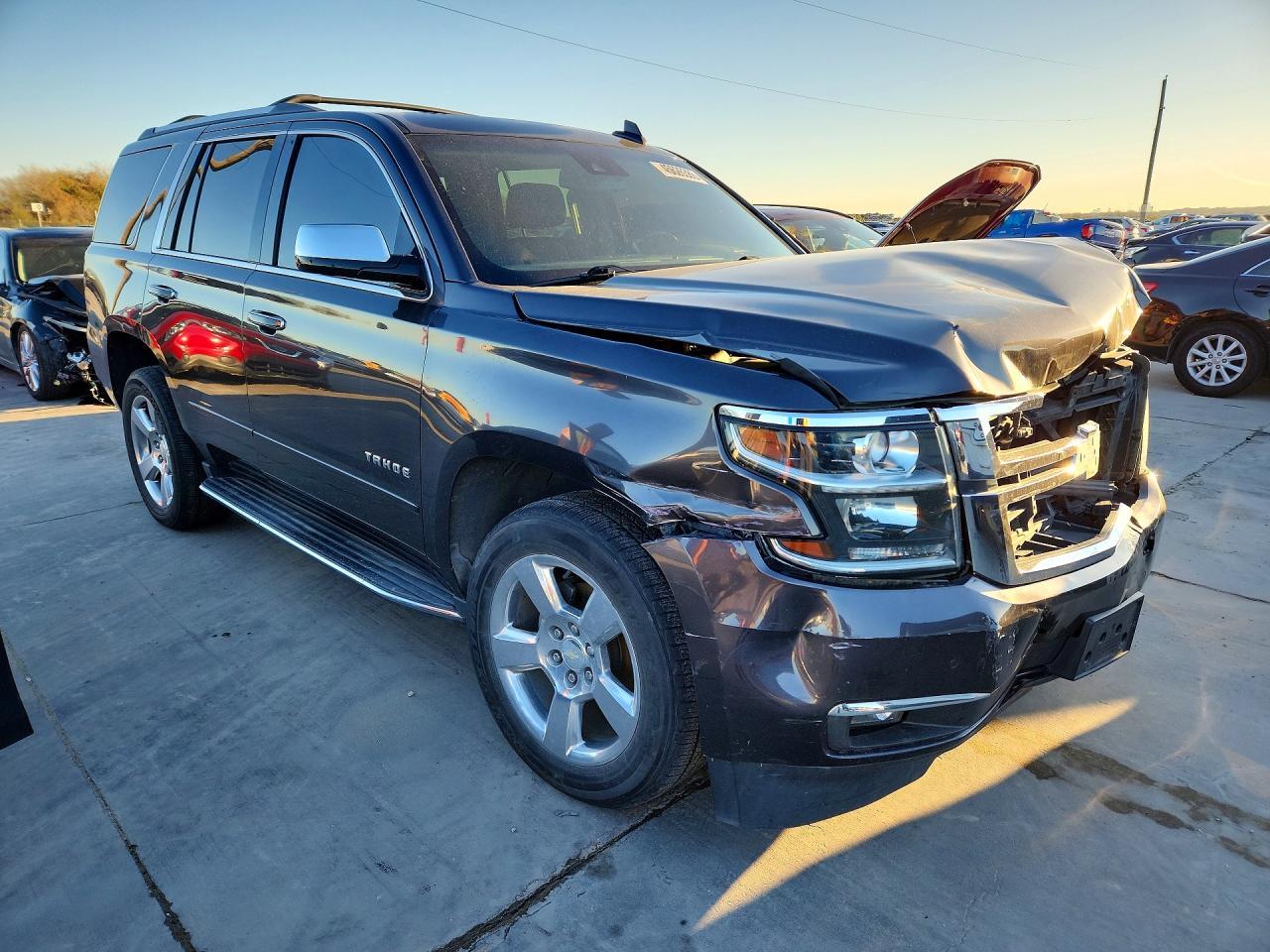 2018 Chevrolet Tahoe C1500 Premier - zdjęcie 4