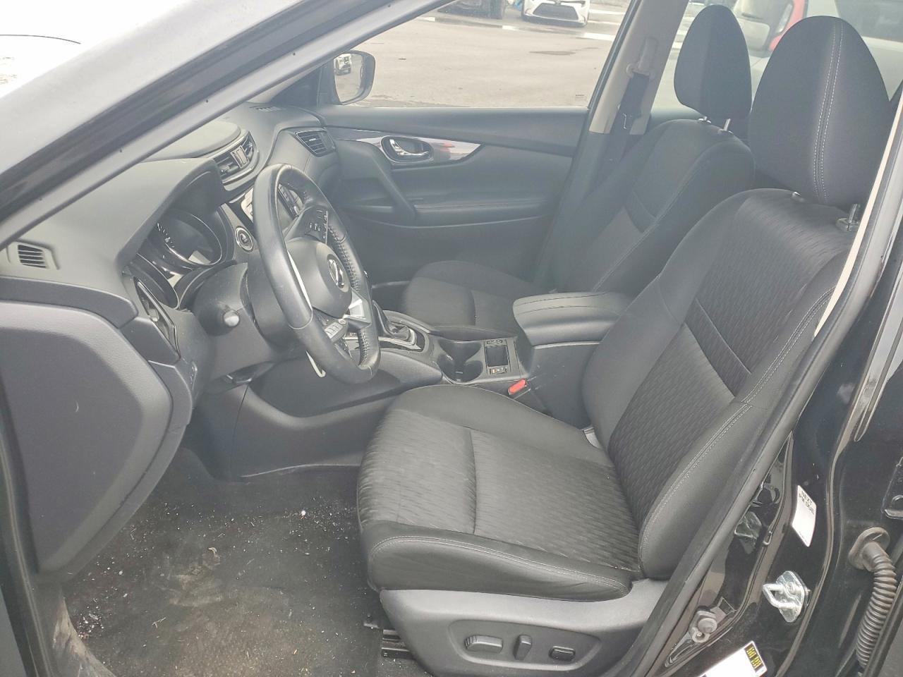 2020 Nissan Rogue Sv - zdjęcie 7