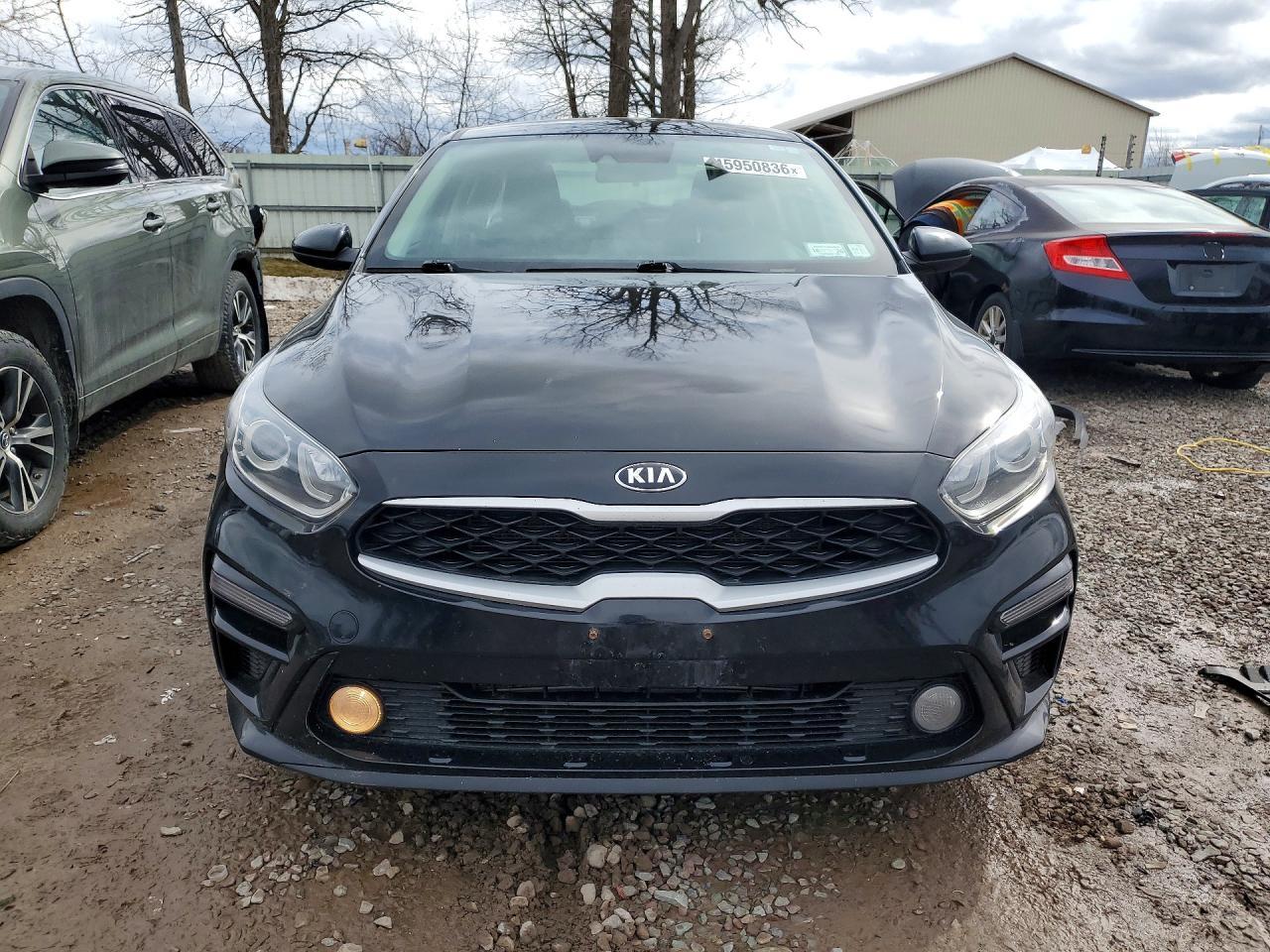 2021 Kia Forte Lxs - zdjęcie 5