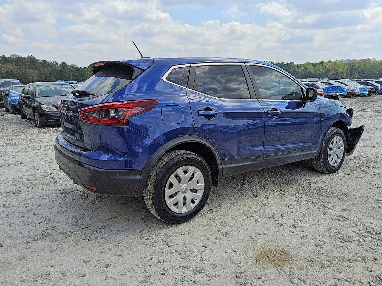 2020 Nissan Rogue Sport S - zdjęcie 3