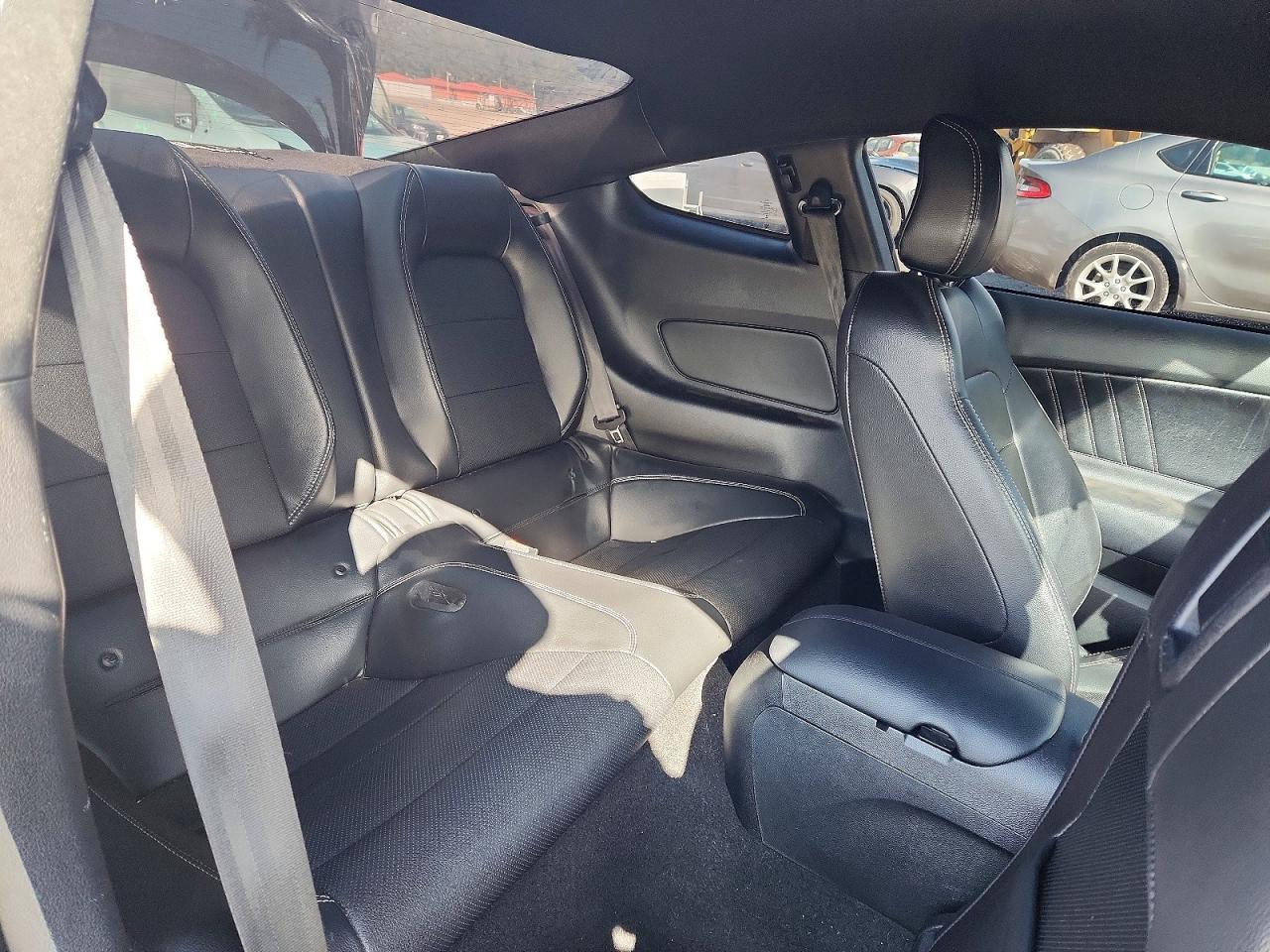 2019 Ford Mustang - zdjęcie 11