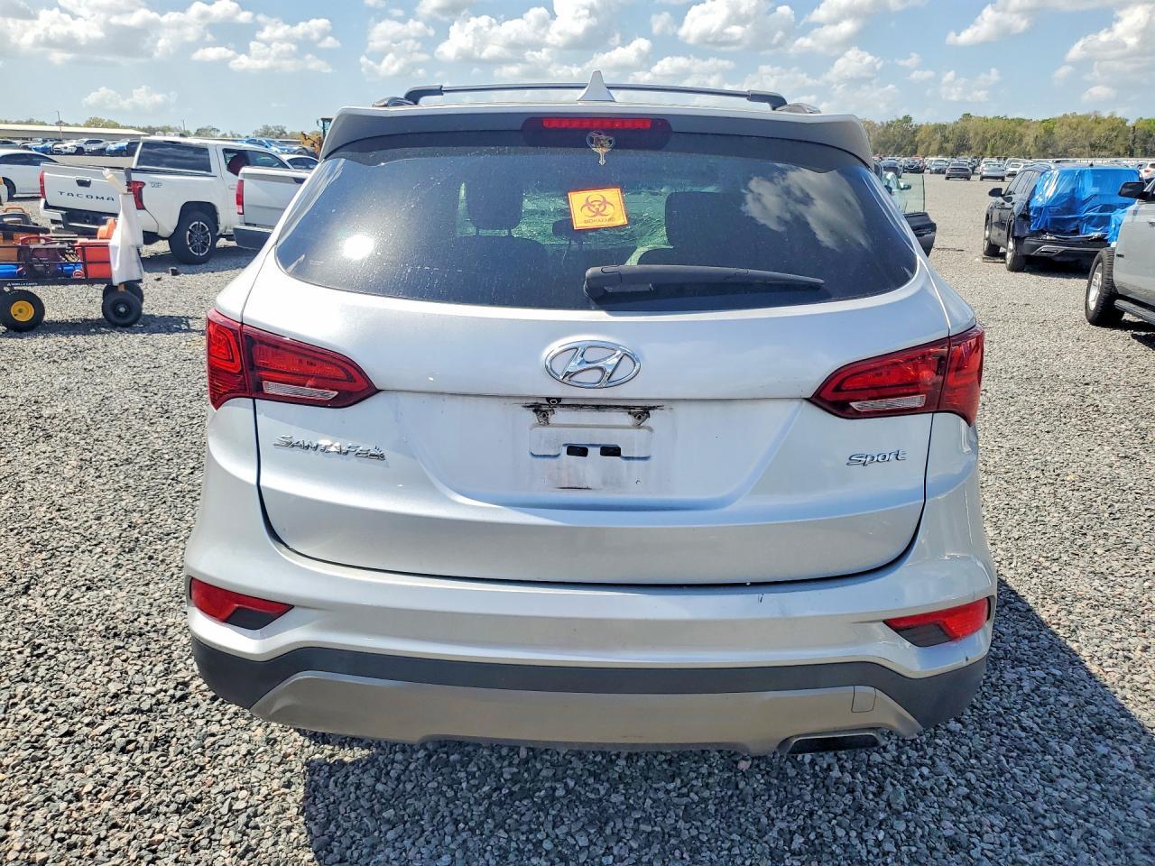 2017 Hyundai Santa Fe Sport 2.4L - zdjęcie 6