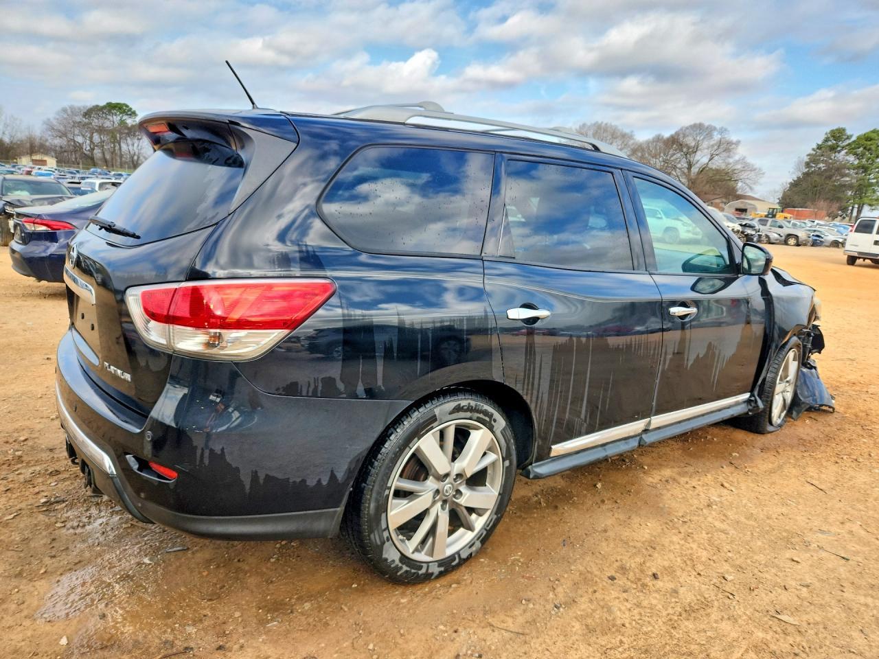 2014 Nissan Pathfinder S - zdjęcie 3