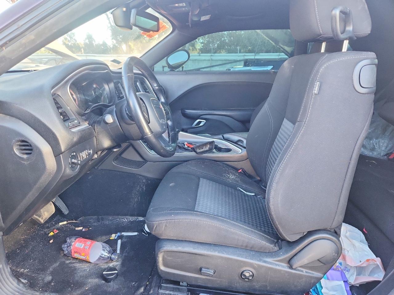 2020 Dodge Challenger Sxt - zdjęcie 7