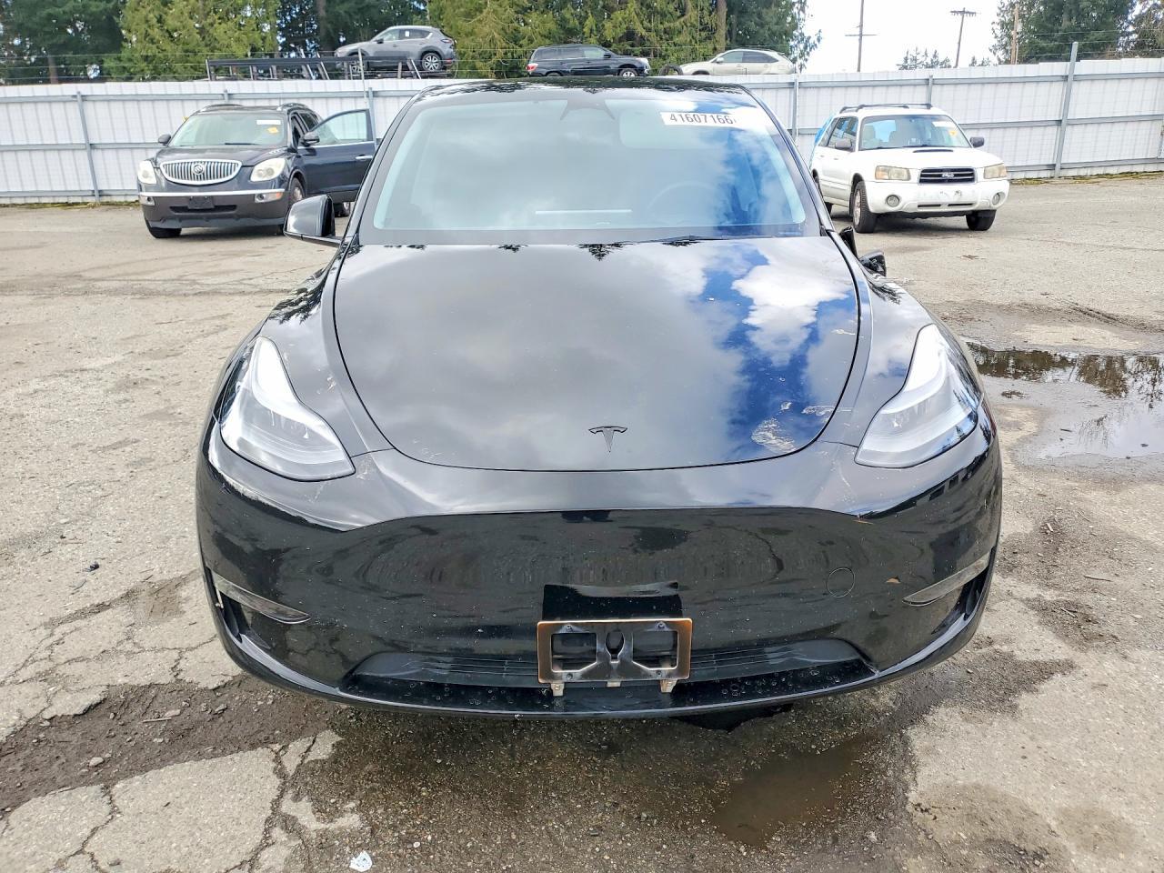 2023 Tesla Model Y - zdjęcie 5