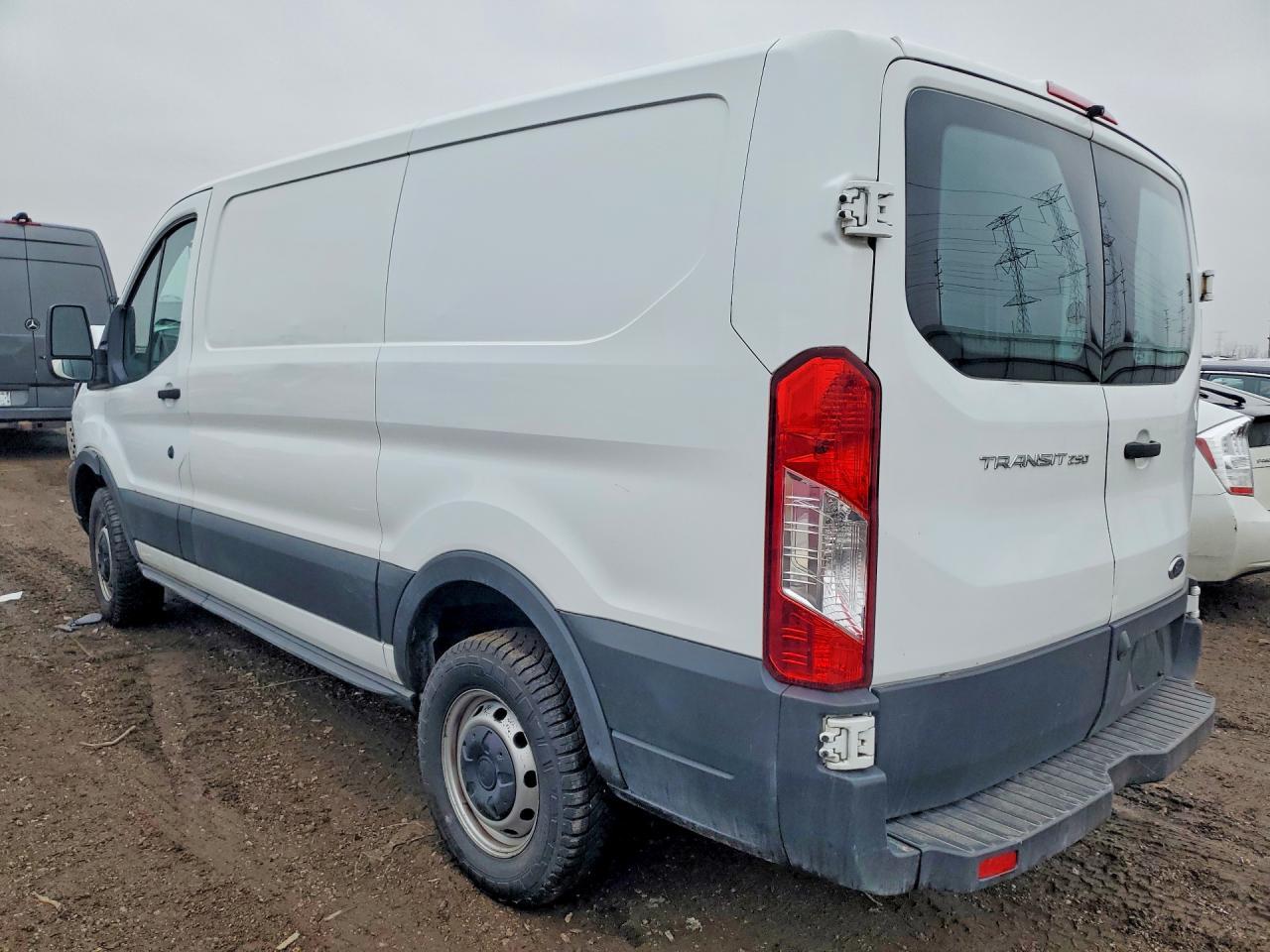 2017 Ford Transit T-250 - zdjęcie 2