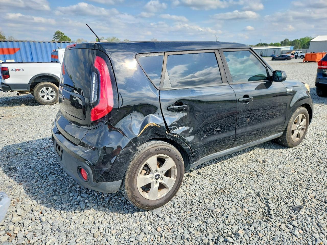 Kia Soul - zdjęcie 3