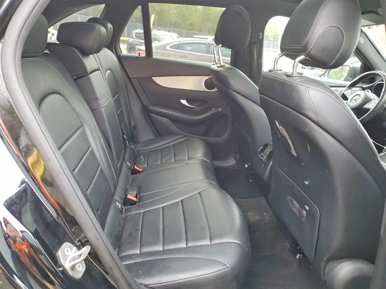 2019 Mercedes-Benz Glc 300 4Matic - zdjęcie 11