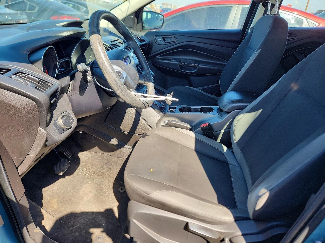 2013 Ford Escape S - zdjęcie 7