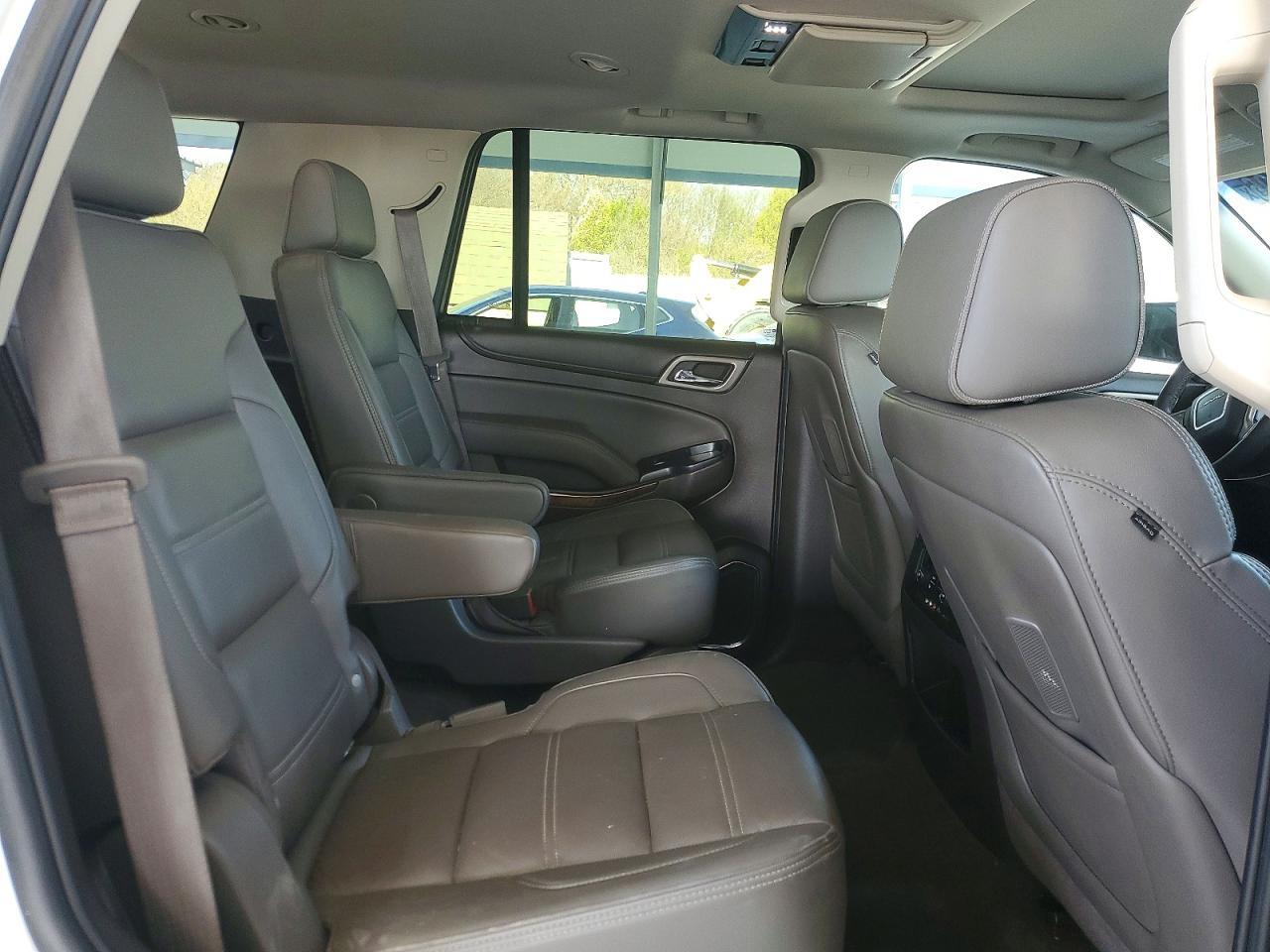 2015 GMC Yukon Denali - zdjęcie 11