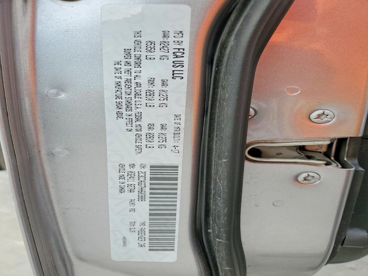 2017 Chrysler 300 S - zdjęcie 12