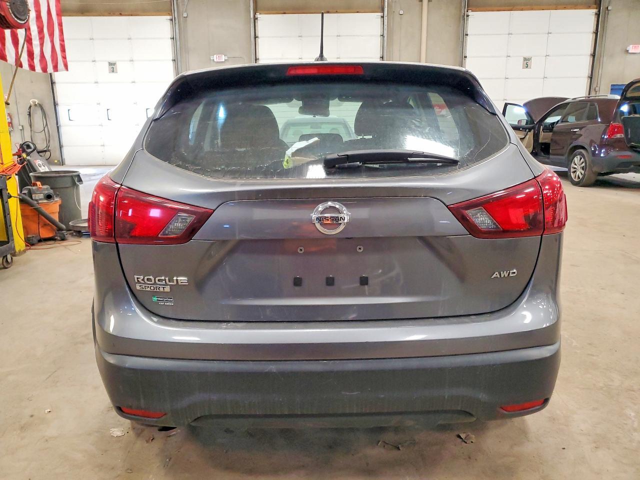 2018 Nissan Rogue Sport S - zdjęcie 6