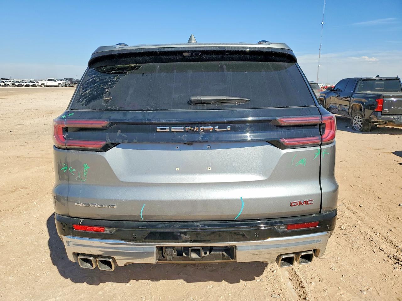 2025 GMC Acadia Denali - zdjęcie 6