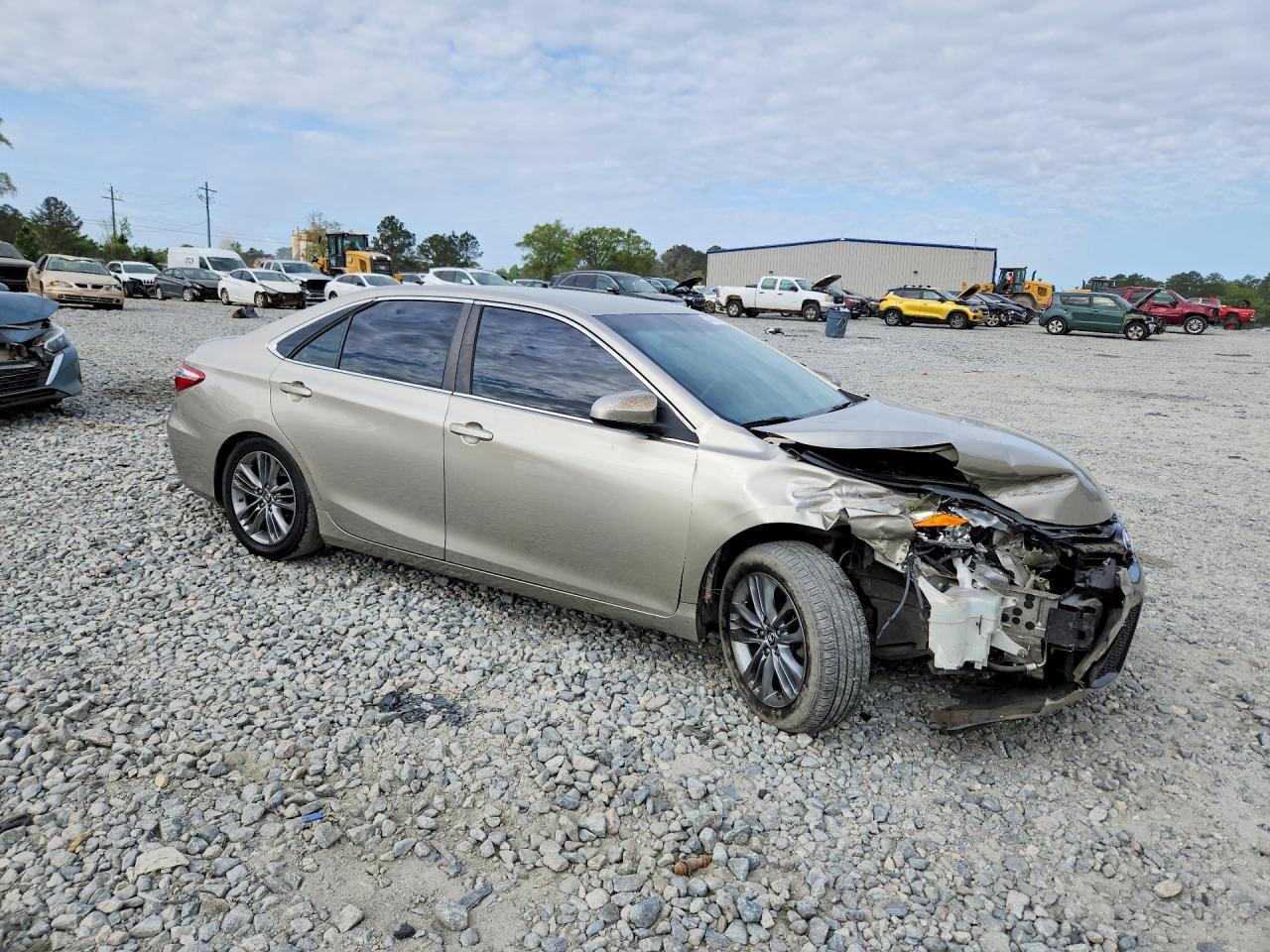 2015 Toyota Camry Se - zdjęcie 4