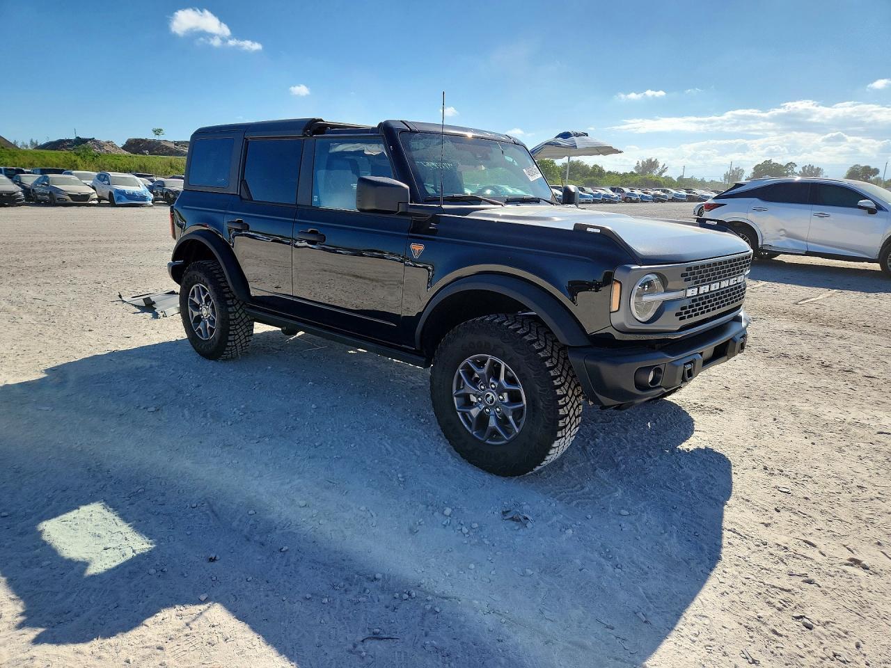 2025 Ford Bronco Badlands - zdjęcie 4