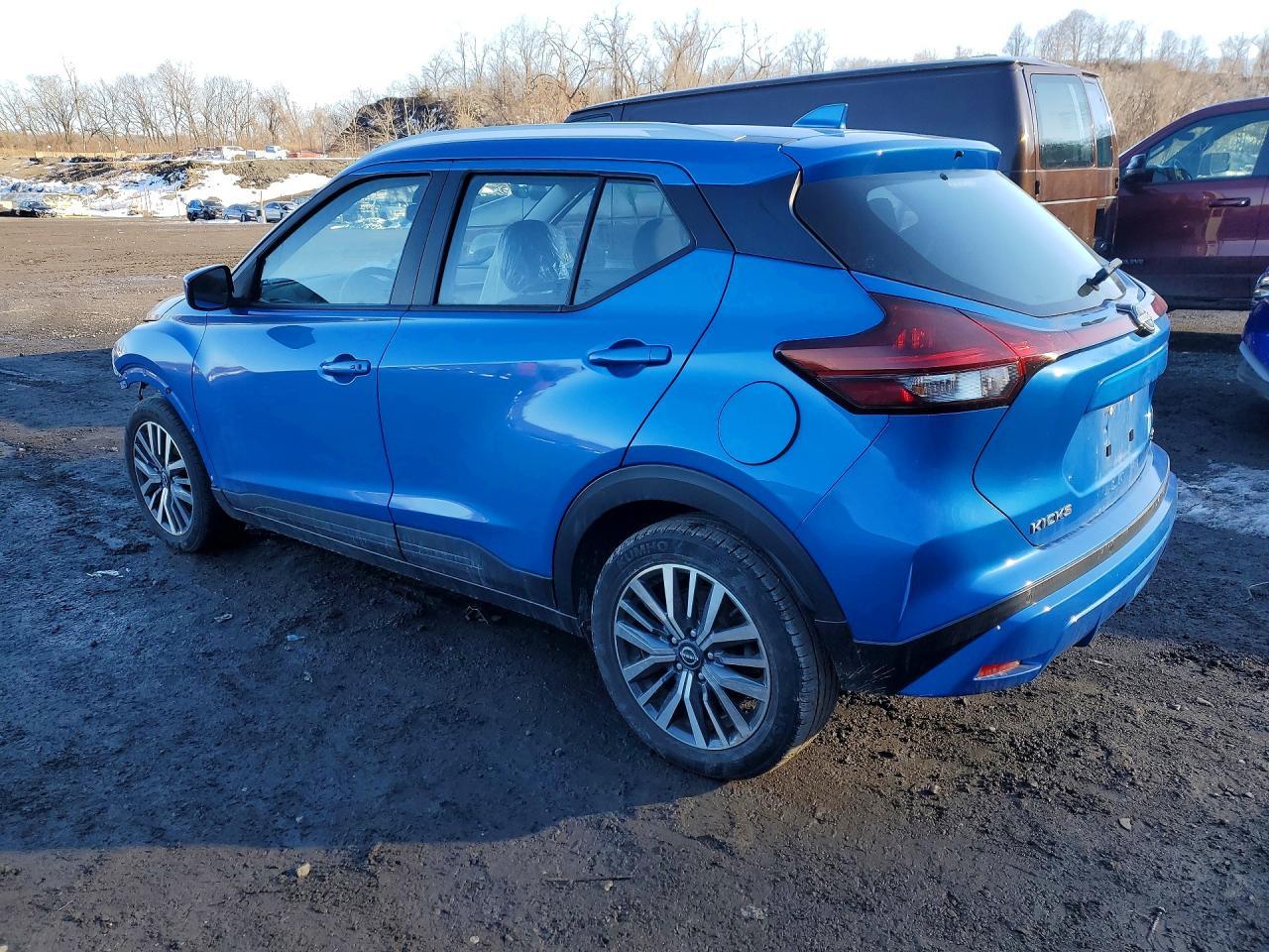 2022 Nissan Kicks Sv - zdjęcie 2