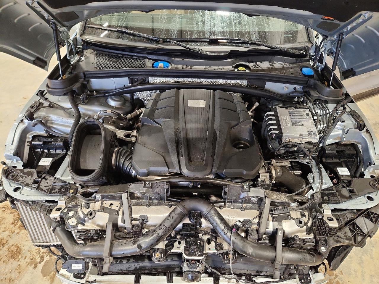 2022 Porsche Macan S - zdjęcie 12